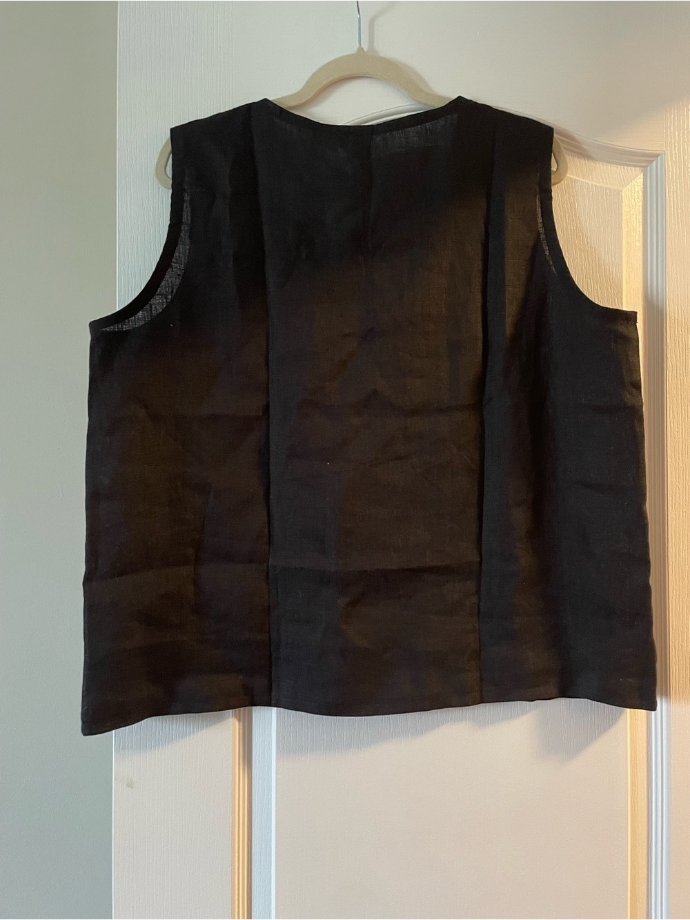 Old Linen Mill Sleeveless Linen Top - Picture 4 of 4